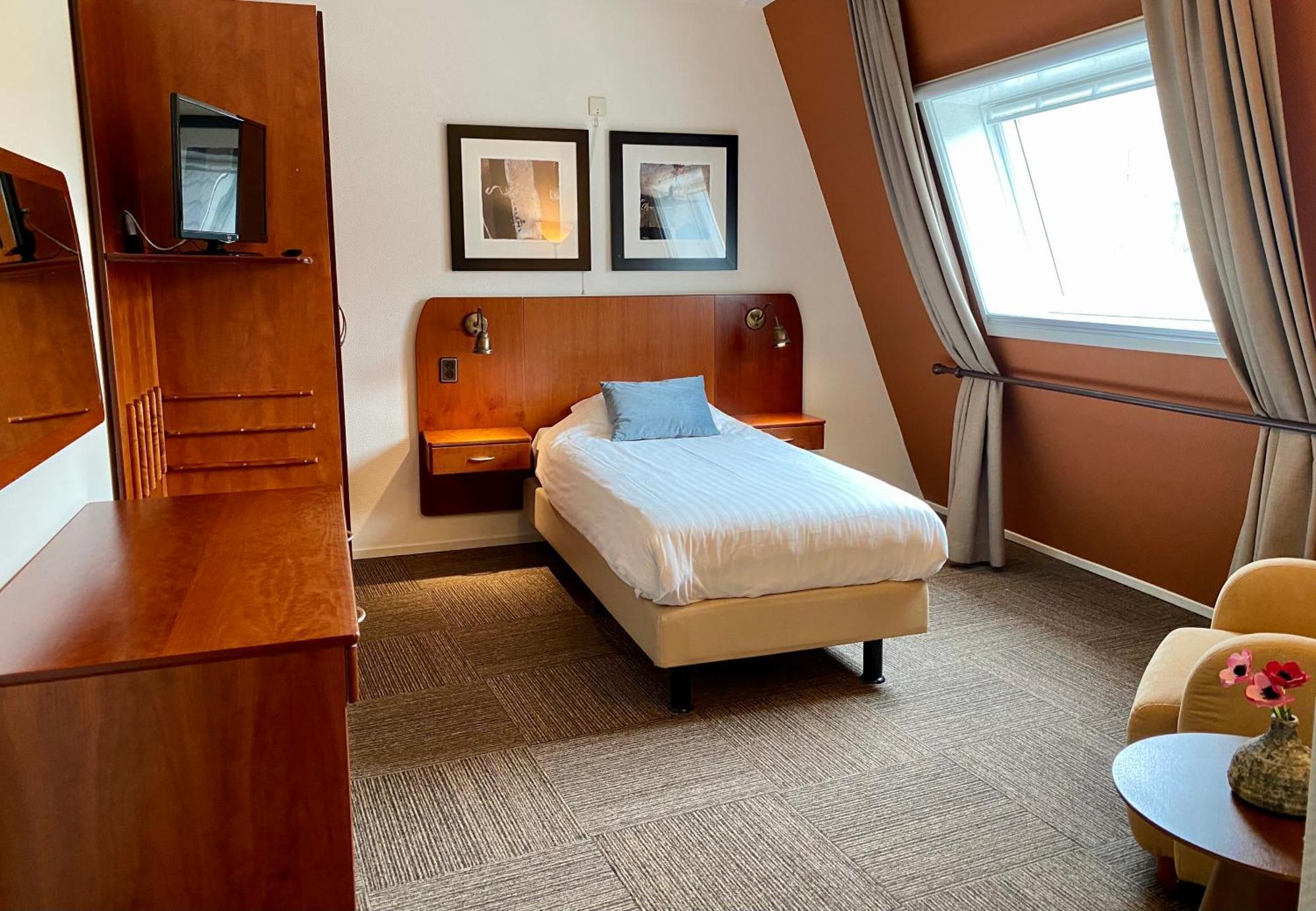 De Stobbe Hotel & Suites Ruinen ภายนอก รูปภาพ